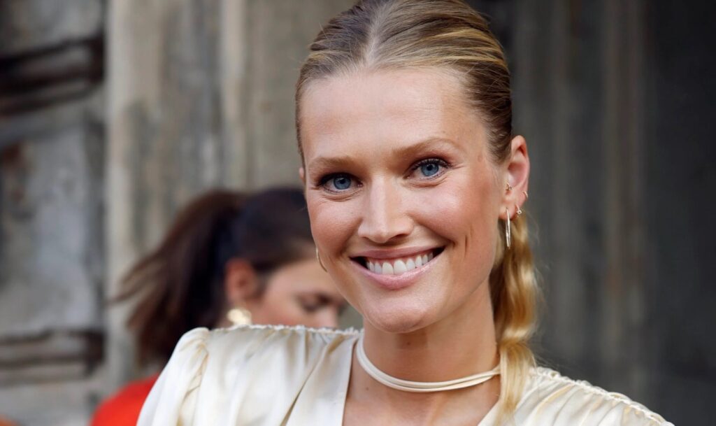 Toni Garrn