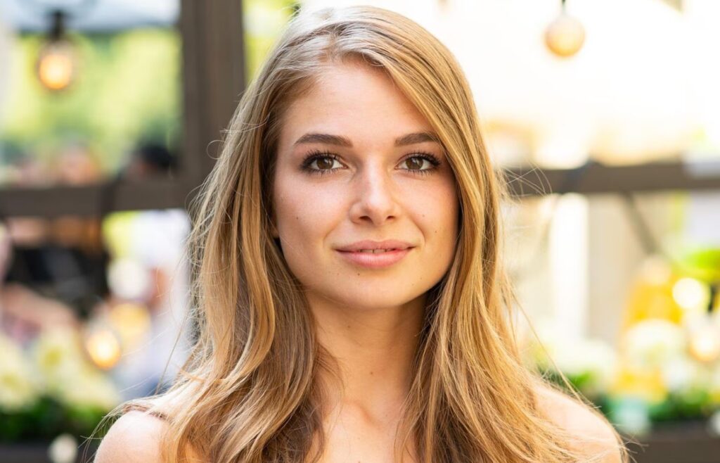 Lola Weippert